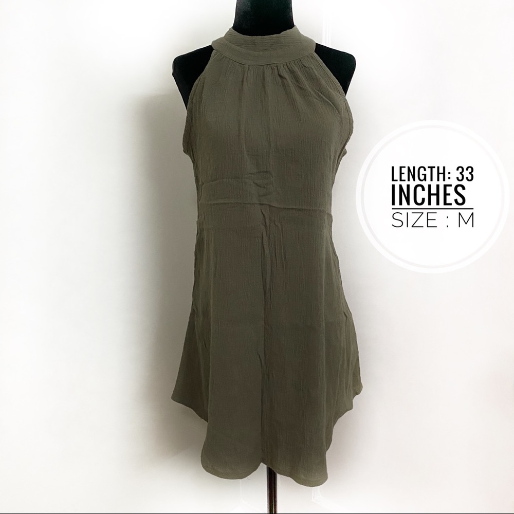 Olive sleeveless back button collar shirted dress